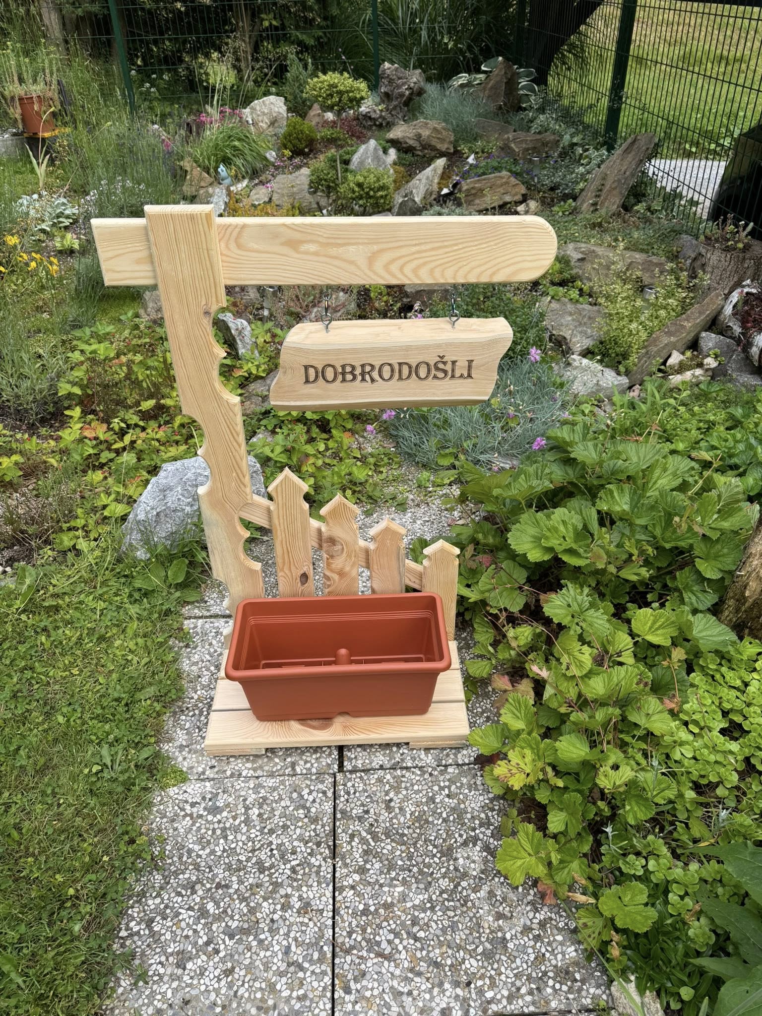 Okrasna ograjica - Dobrodošli-hudeartles.si